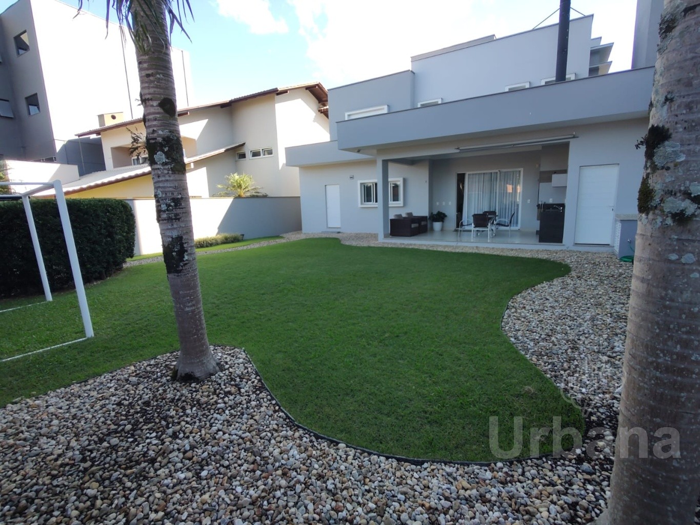 Casa mobiliada no Centro - Guaramirim | Imobiliária Urbana