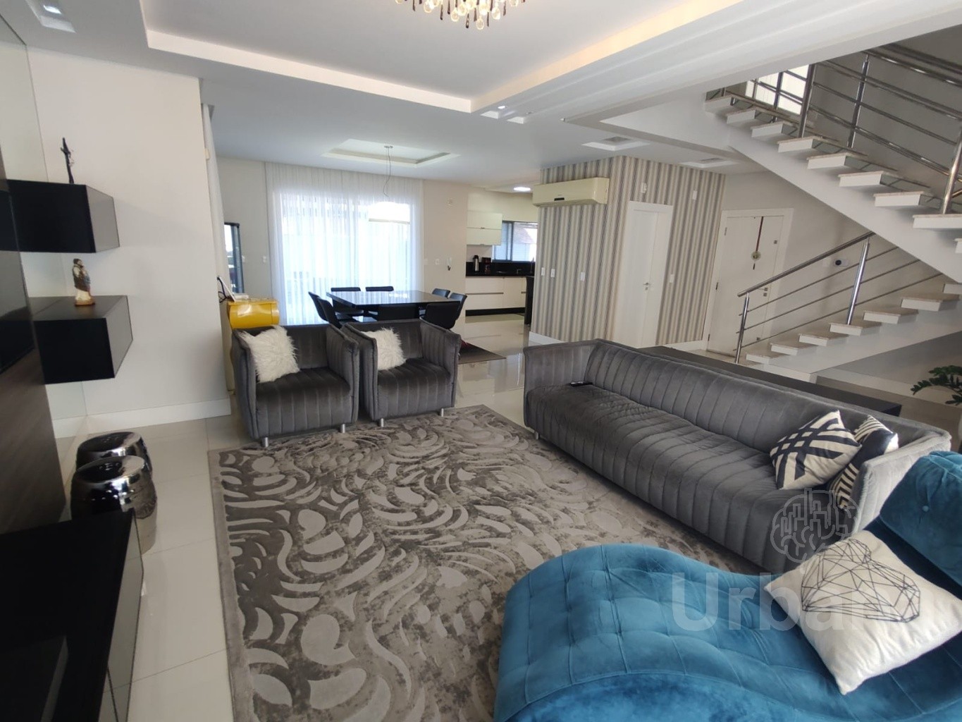 Casa mobiliada no Centro - Guaramirim | Imobiliária Urbana