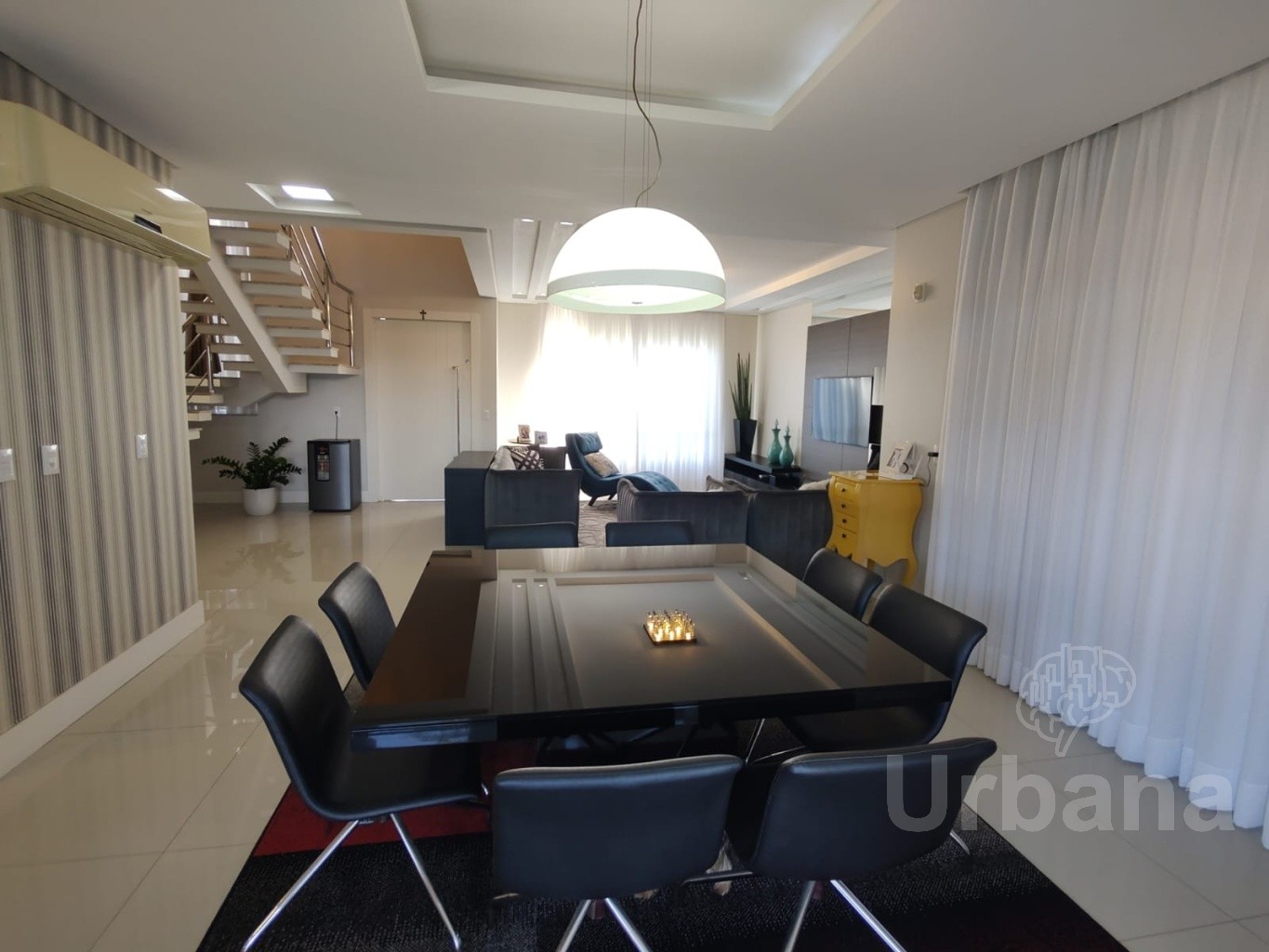 Casa mobiliada no Centro - Guaramirim | Imobiliária Urbana