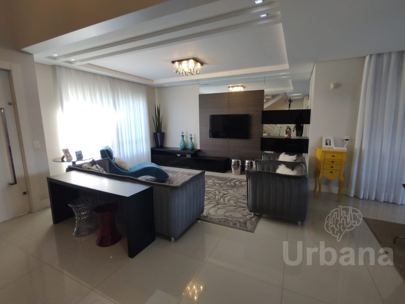 Casa mobiliada no Centro - Guaramirim | Imobiliária Urbana