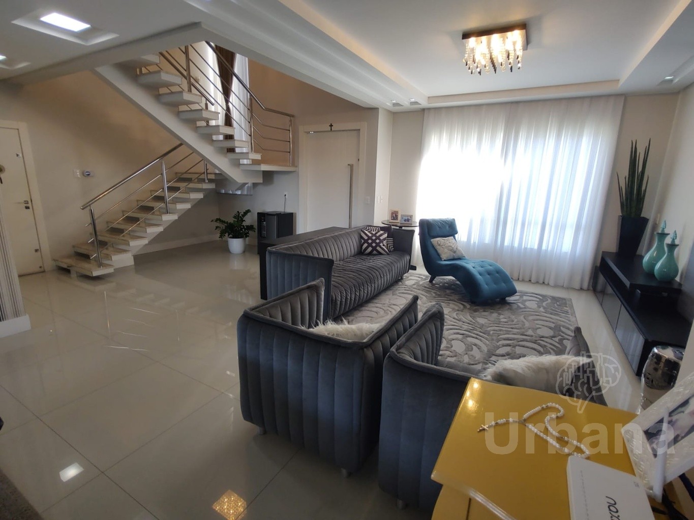 Casa mobiliada no Centro - Guaramirim | Imobiliária Urbana