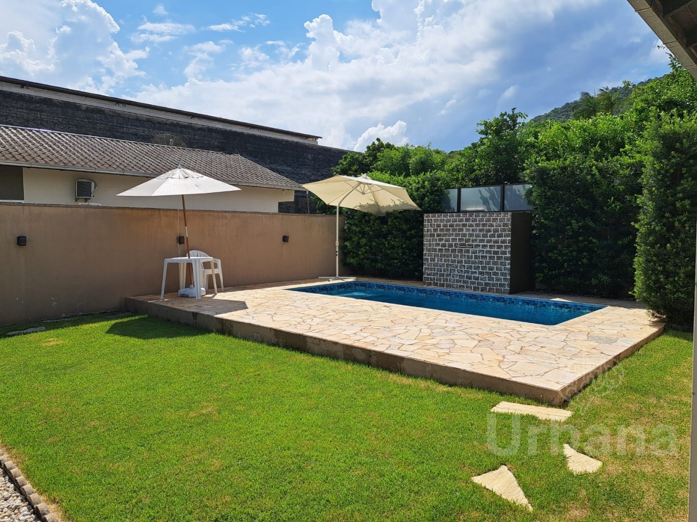 Casa semimobiliada no bairro Czerniewicz em Jaraguá do Sul | Imobiliária Urbana