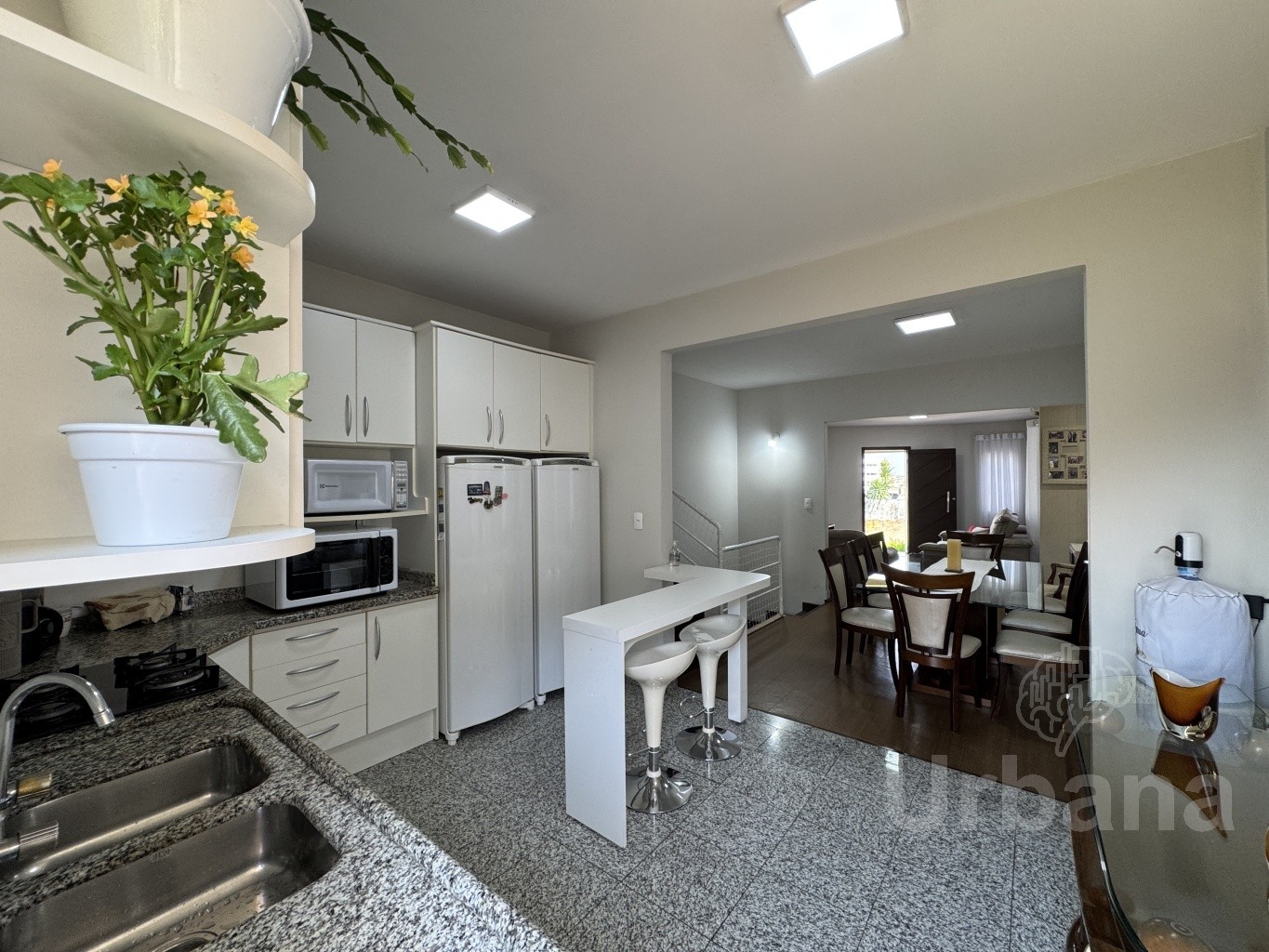 Casa com suíte e 3 vagas no bairro Amizade – Jaraguá do Sul | Imobiliária Urbana