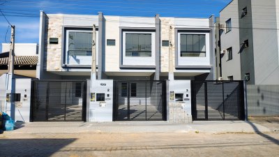Casa com 3 quartos em Jaraguá do Sul bairro Centenário próximo a WEG