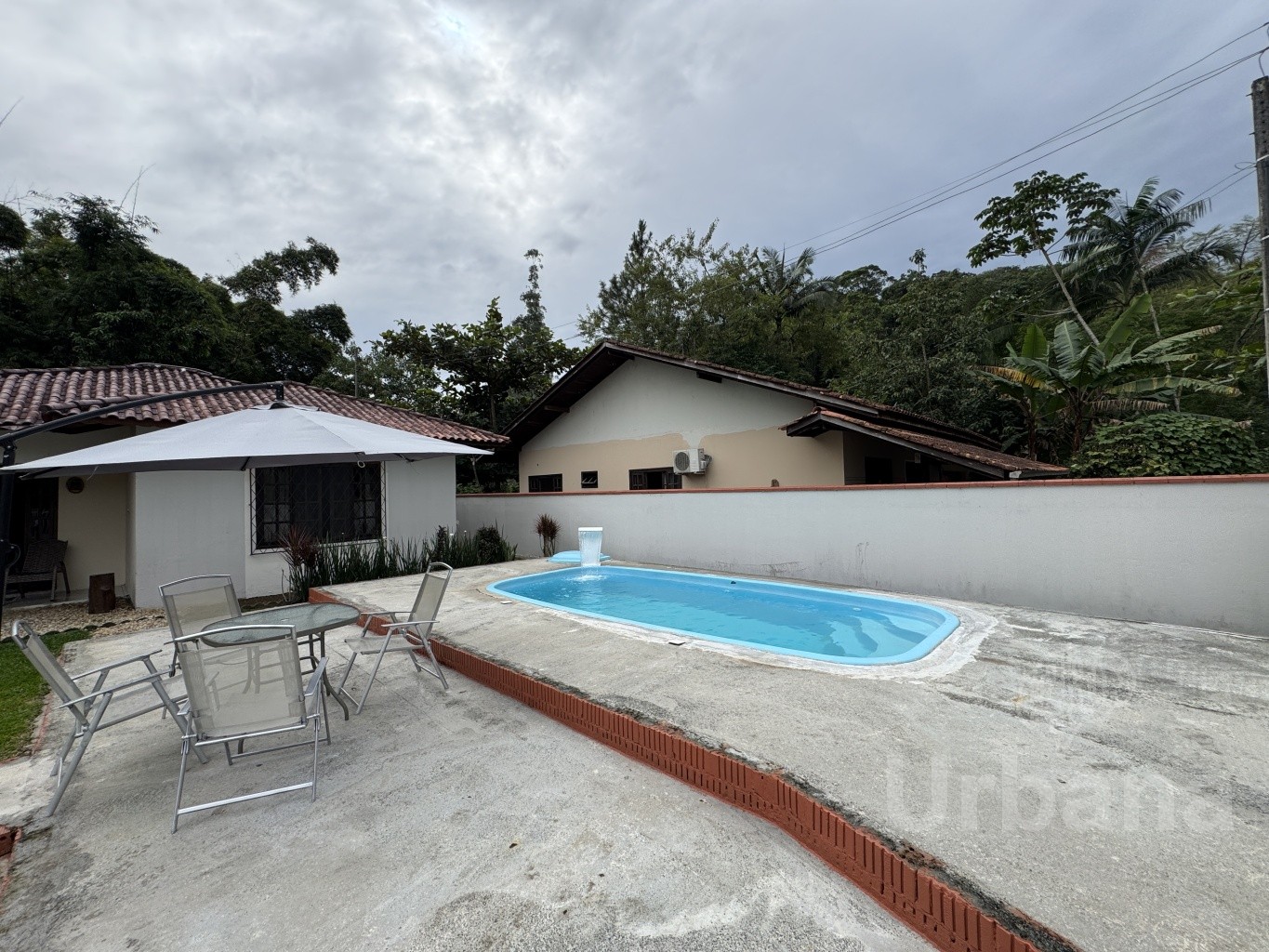 Casa com 2 suítes na Barra do Rio Cerro – Jaraguá do Sul | Imobiliária Urbana