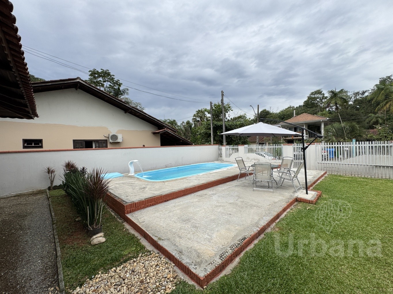 Casa com 2 suítes na Barra do Rio Cerro – Jaraguá do Sul | Imobiliária Urbana