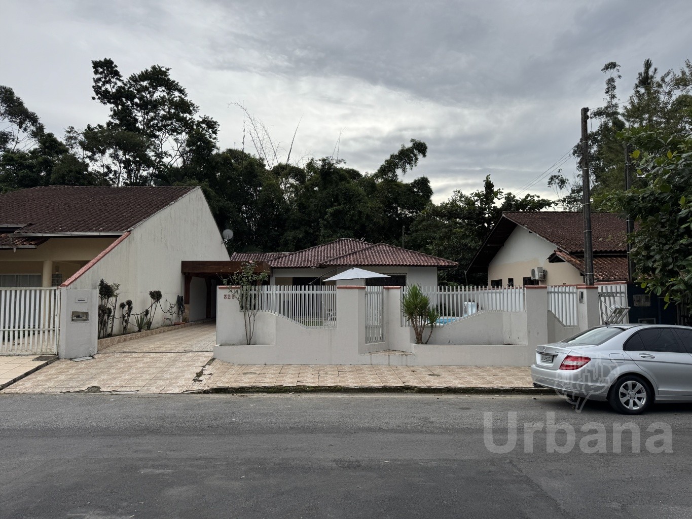 Casa com 2 suítes na Barra do Rio Cerro – Jaraguá do Sul | Imobiliária Urbana