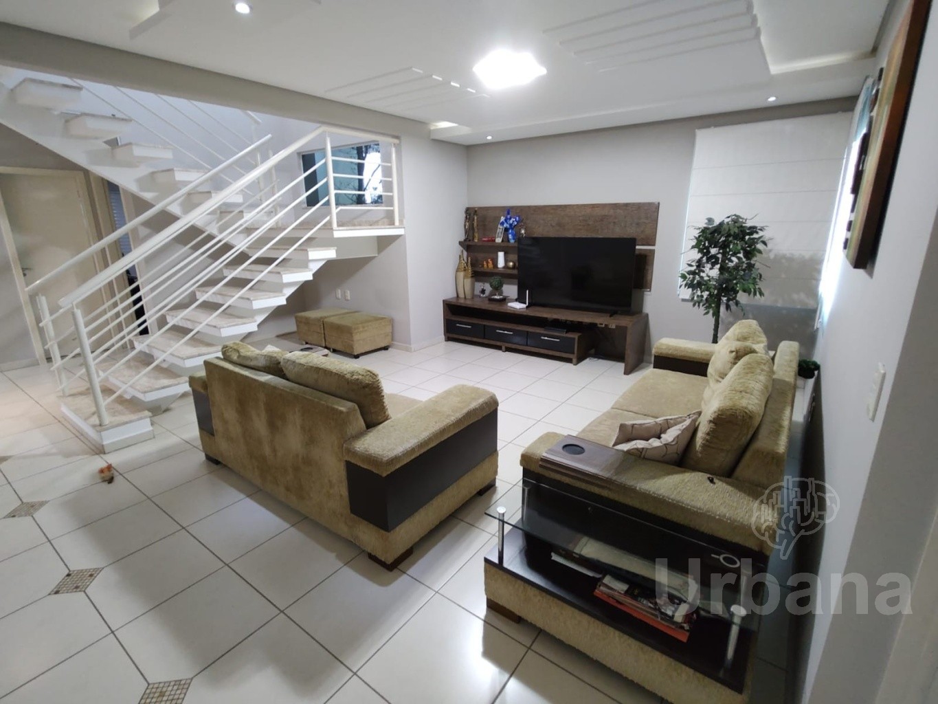 Casa semimobiliada na Barra do Rio Cerro - Jaraguá do Sul | Urbana Imóveis