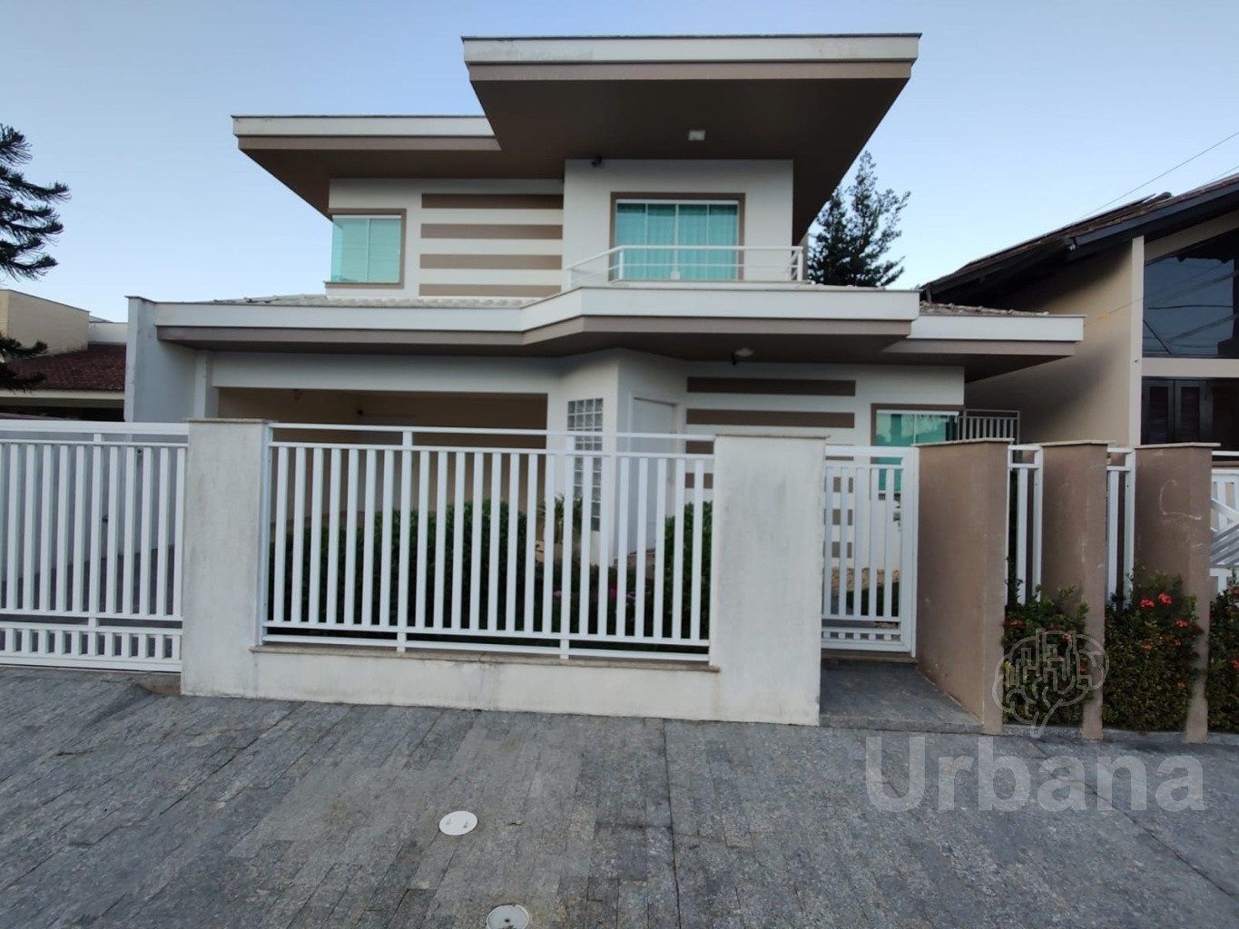 Casa semimobiliada na Barra do Rio Cerro - Jaraguá do Sul | Urbana Imóveis