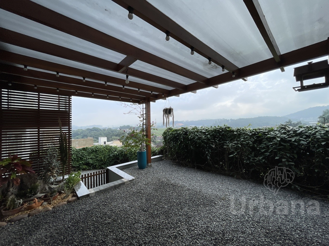 Casa semimobiliada no Amizade - Jaraguá do Sul | Urbana Imóveis