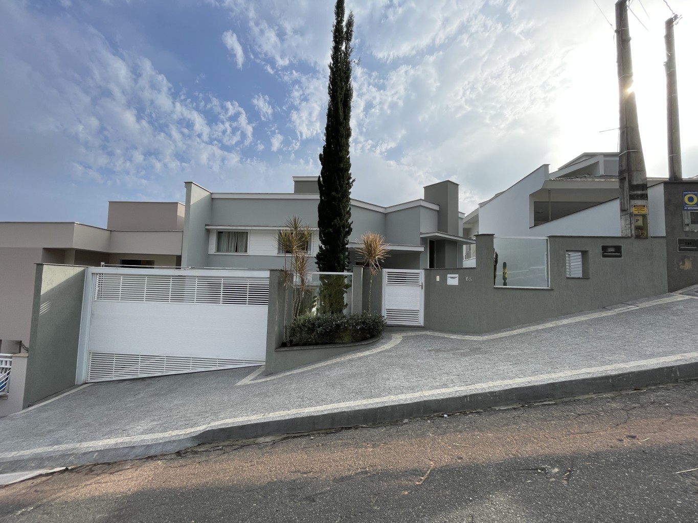 Casa semimobiliada no Amizade - Jaraguá do Sul | Urbana Imóveis