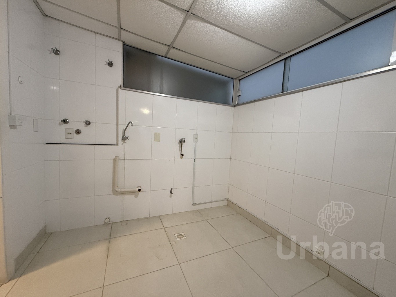 Apartamento com terraço no Centro | Urbana Imóveis