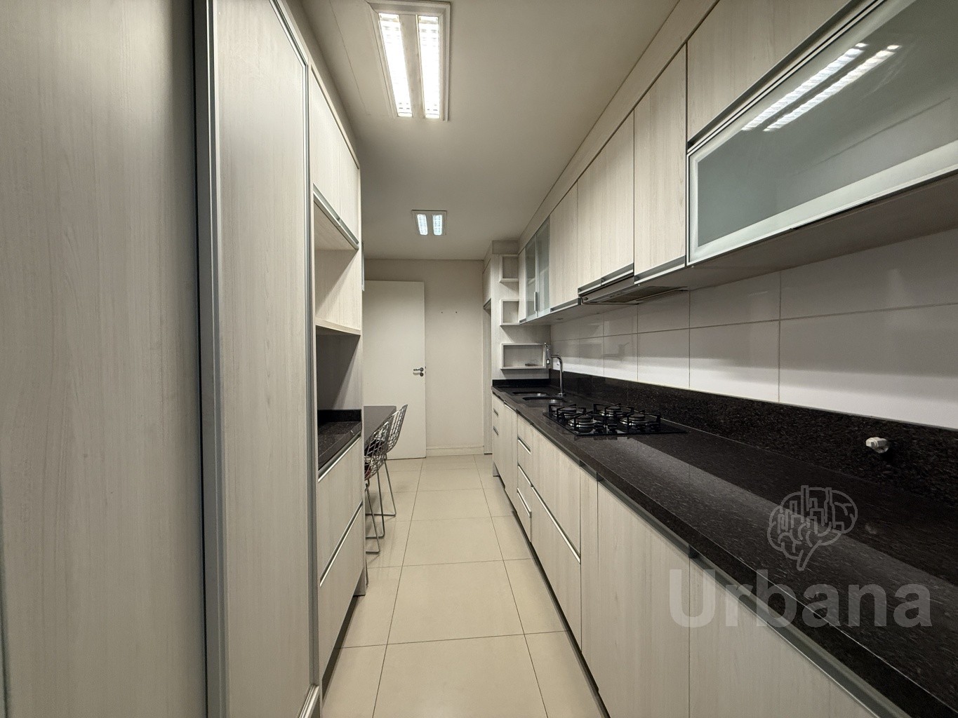 Apartamento com terraço no Centro | Urbana Imóveis