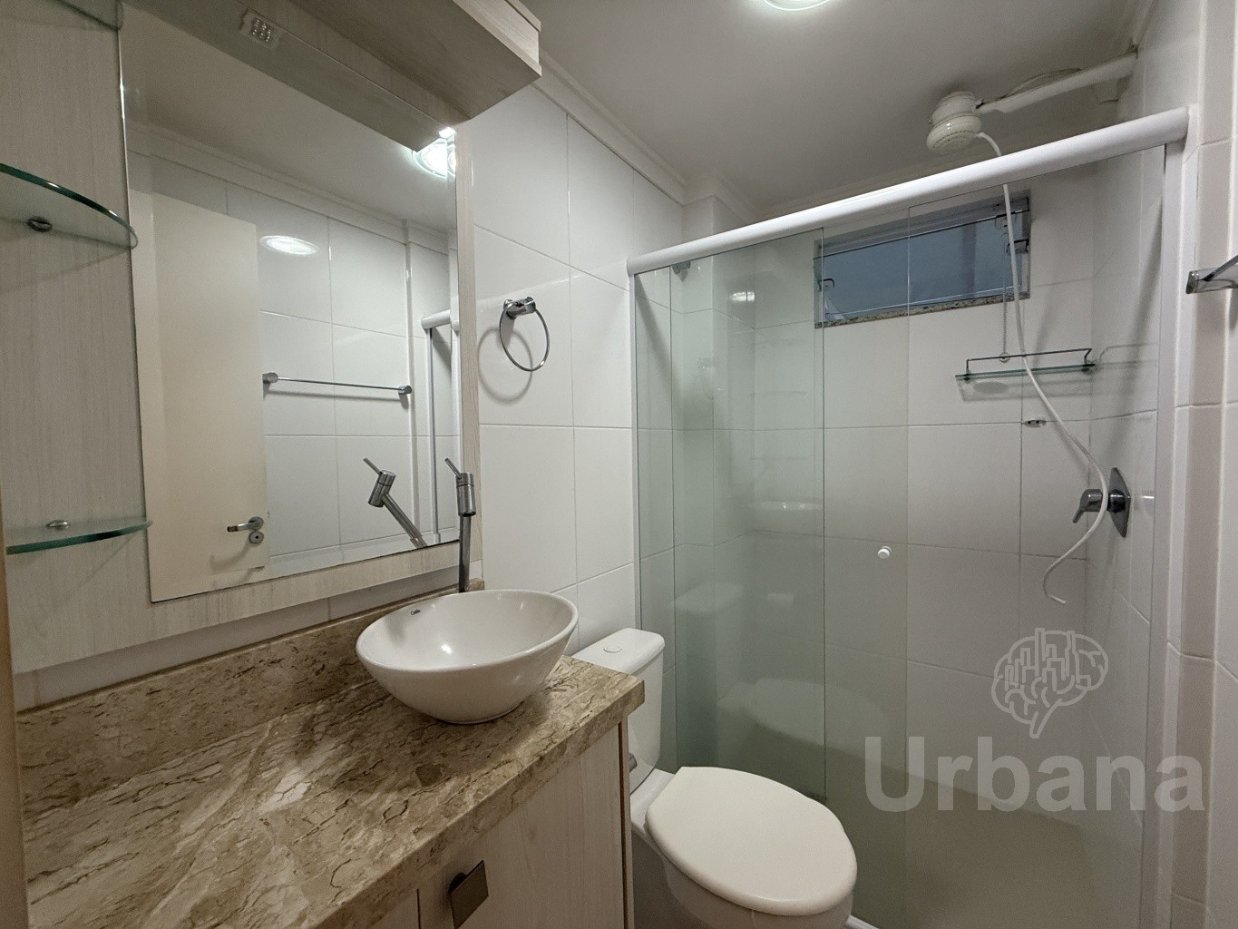Apartamento com terraço no Centro | Urbana Imóveis