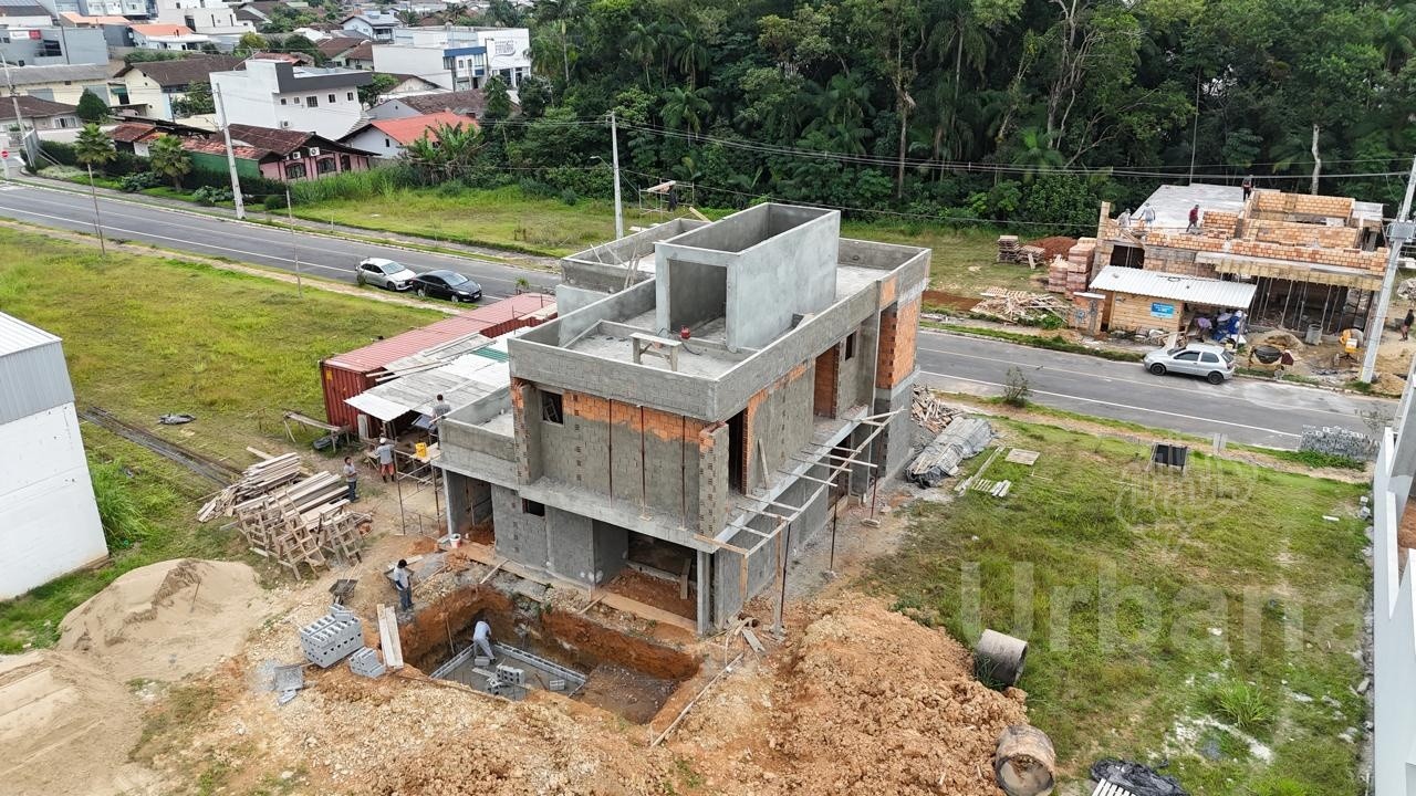 Casa no Loteamento Lorento no Rau - Jaraguá do Sul | Urbana Imóveis