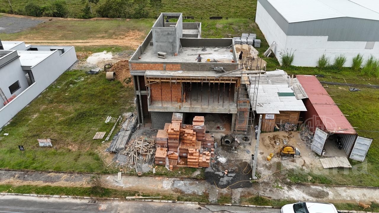 Casa no Loteamento Lorento no Rau - Jaraguá do Sul | Urbana Imóveis