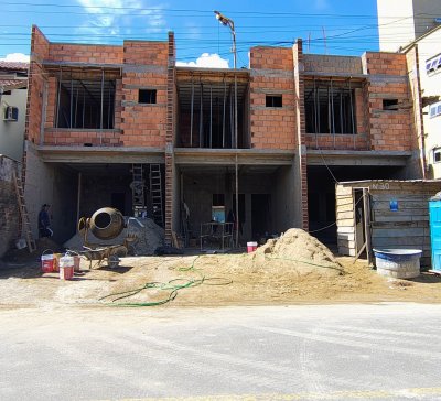 Casa no bairro Rau com 3 quartos em Jaraguá do Sul