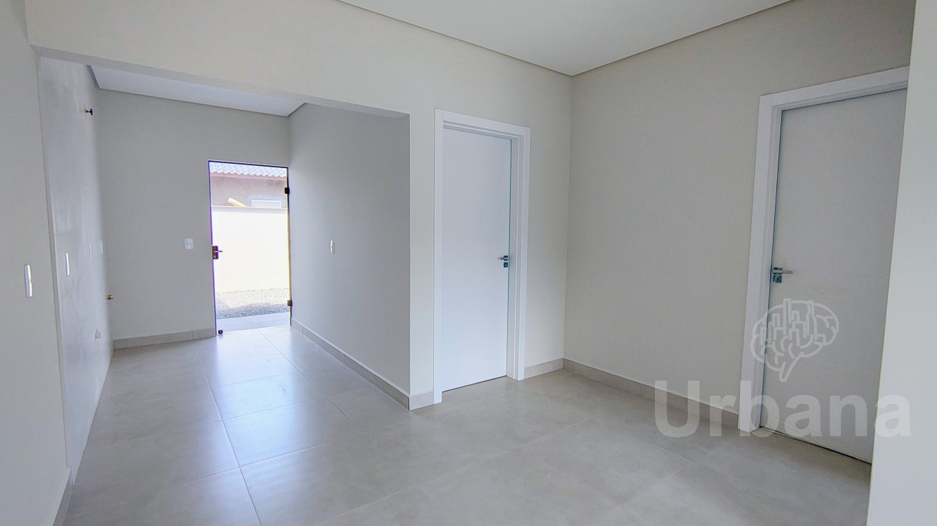 Casa geminada no bairro Estrada Nova com 2 quartos