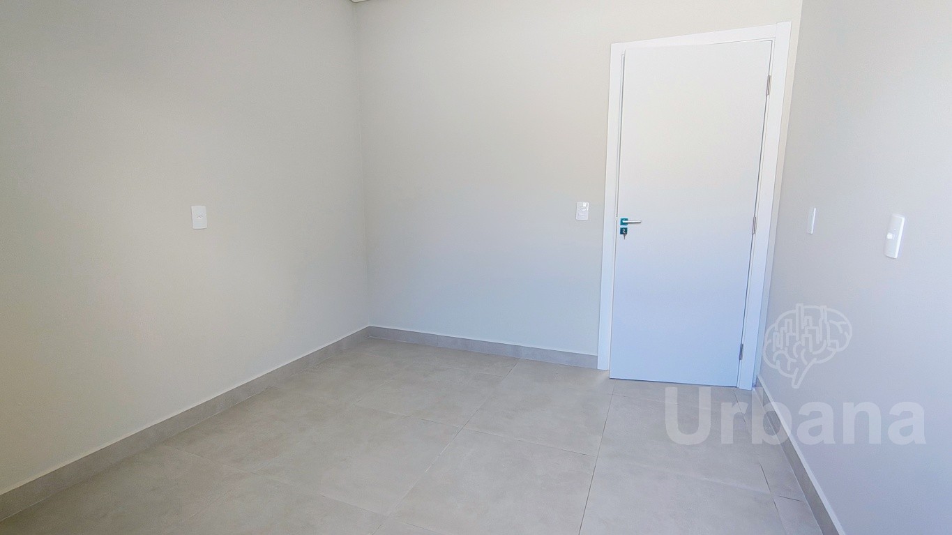 Casa geminada no bairro Estrada Nova com 2 quartos