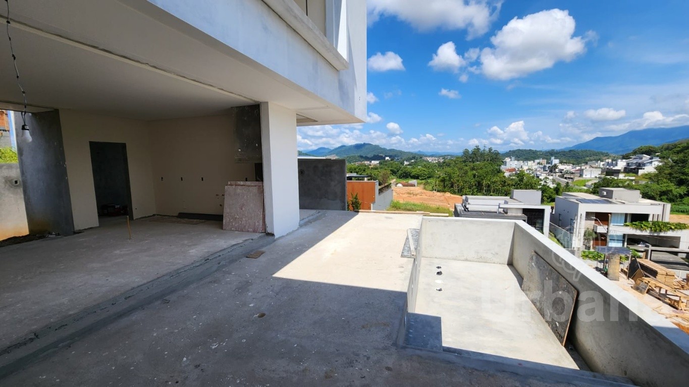 Casa com 4 suítes no Loteamento Champs Elysées – Jaraguá do Sul | Urbana Imóveis