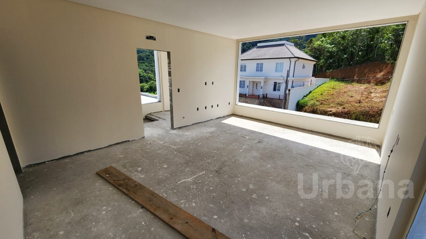 Casa com 4 suítes no Loteamento Champs Elysées – Jaraguá do Sul | Urbana Imóveis