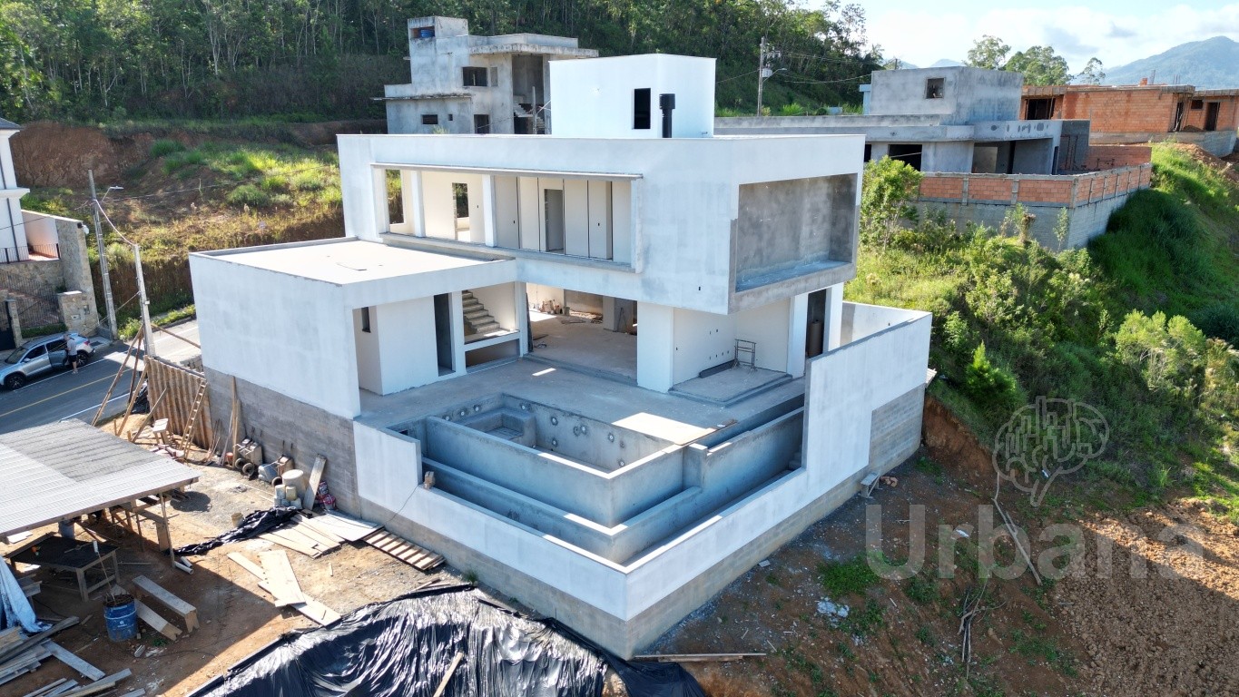 Casa com 4 suítes no Loteamento Champs Elysées – Jaraguá do Sul | Urbana Imóveis