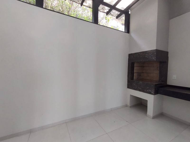 Casa com 3 quartos no Bairro Vila Lenzi em Jaraguá do Sul/SC