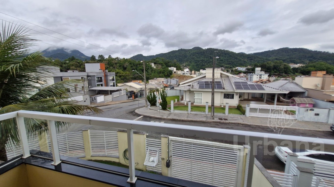 Casa mobiliada no Jaraguá Esquerdo - Jaraguá do Sul | Urbana Imóveis