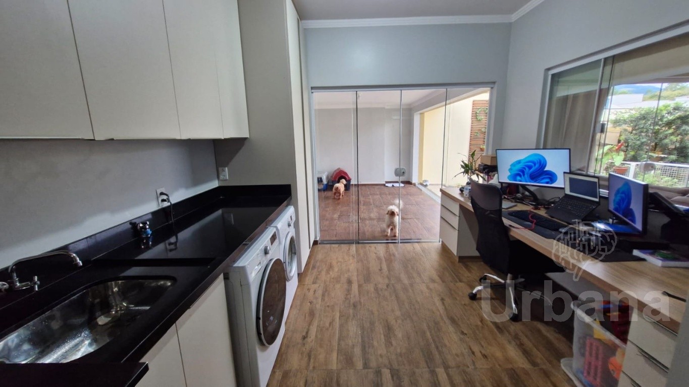 Casa mobiliada no Jaraguá Esquerdo - Jaraguá do Sul | Urbana Imóveis
