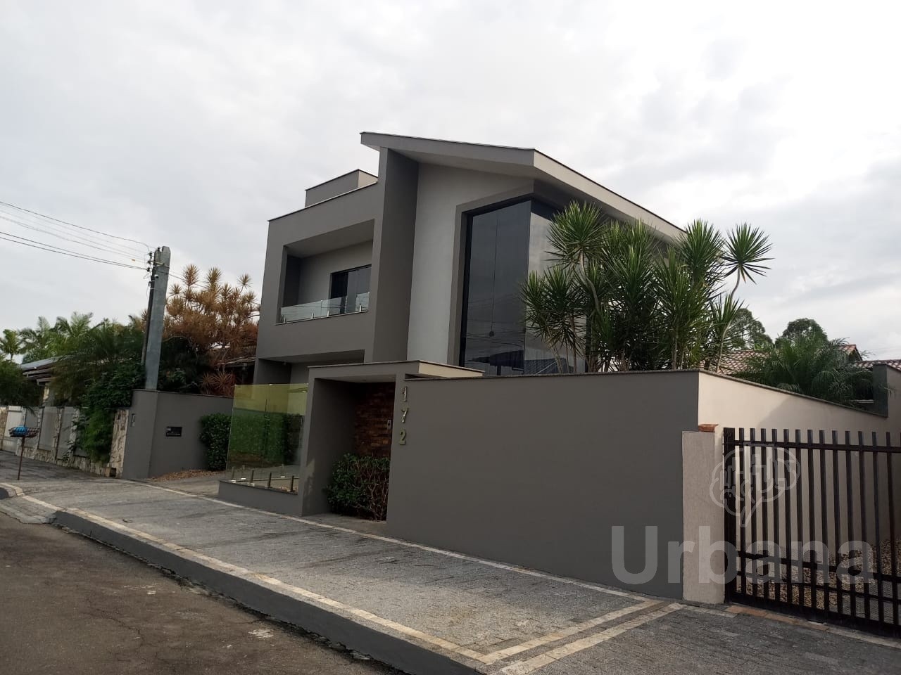 Casa com 5 quartos no bairro Amizade - Jaraguá do Sul | Urbana Imóveis