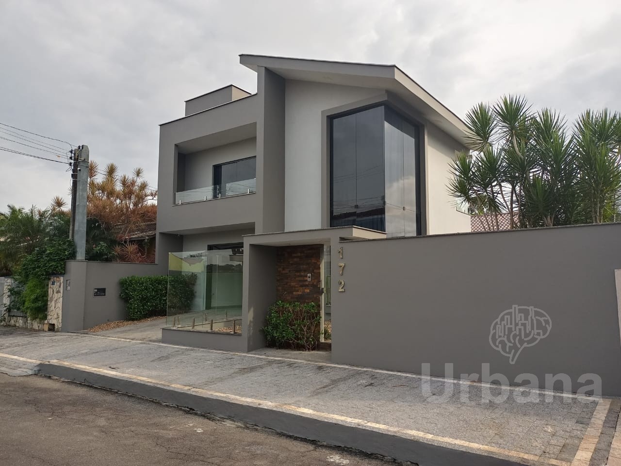 Casa com 5 quartos no bairro Amizade - Jaraguá do Sul | Urbana Imóveis