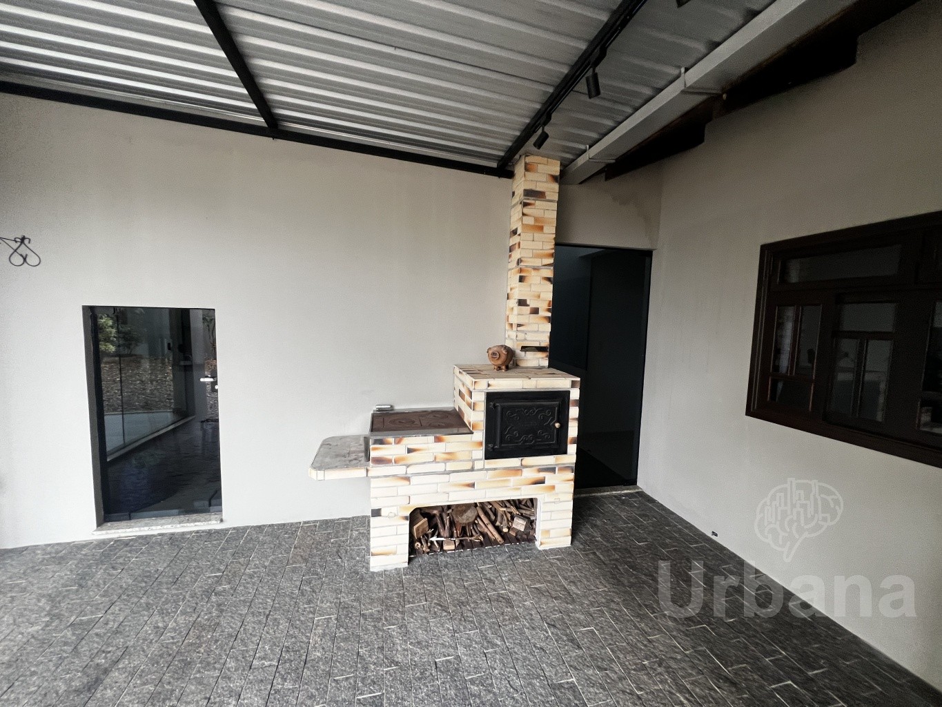 Casa com 5 quartos no bairro Amizade - Jaraguá do Sul | Urbana Imóveis
