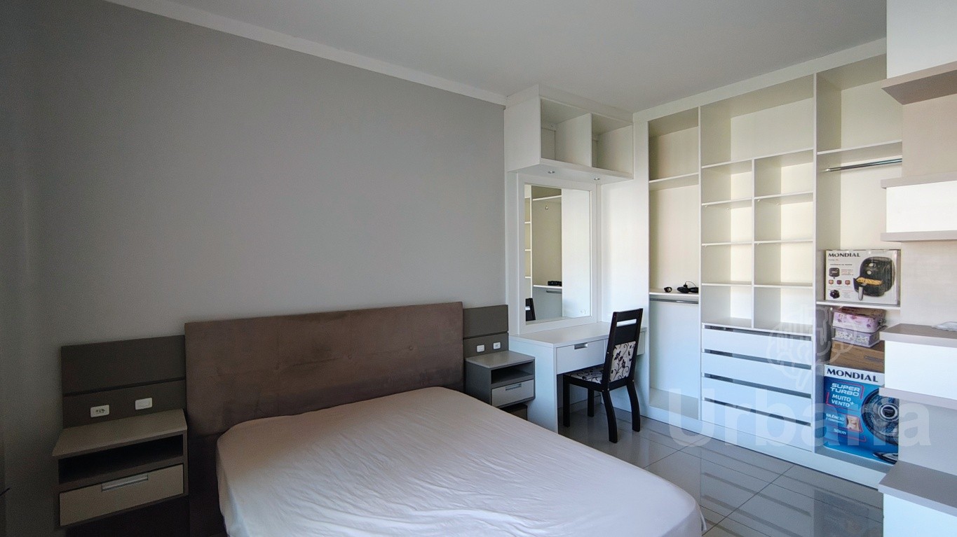Casa com piscina no Ilha da Figueira | Urbana Imóveis