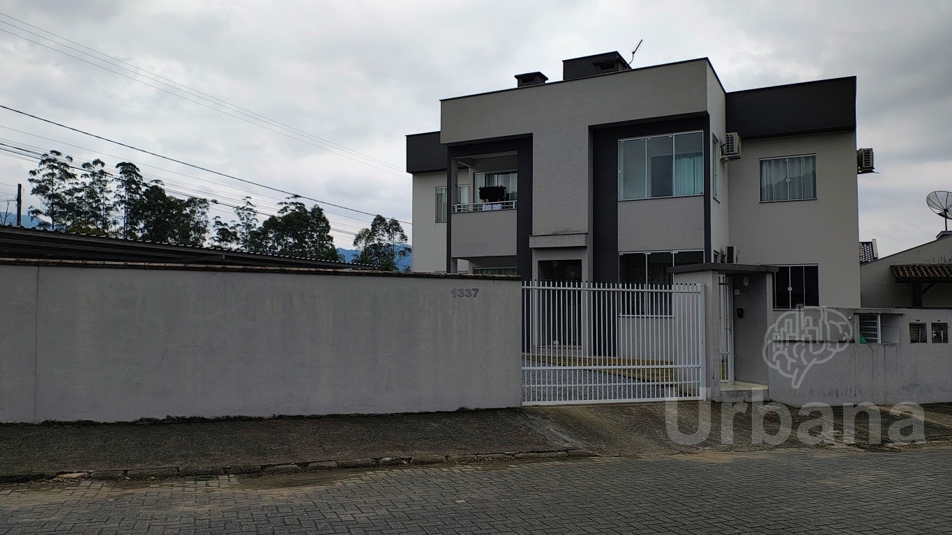 Apartamento semimobiliado no bairro Rio Hern, Schroeder | Urbana Imóveis
