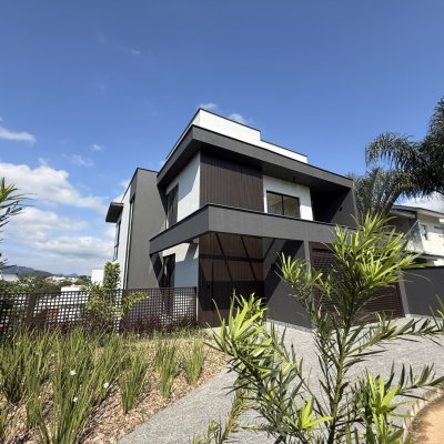 Casa de Alto Padrão no Jaraguá Esquerdo | Jaraguá do Sul | Urbana Imóveis