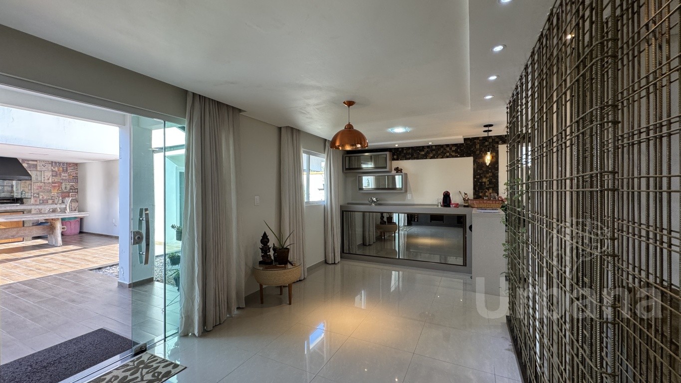 Casa semimobiliada no Amizade - Jaraguá do Sul | Urbana Imóveis