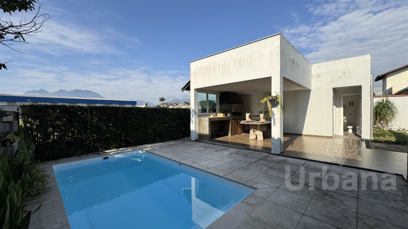 Casa semimobiliada no Amizade - Jaraguá do Sul | Urbana Imóveis