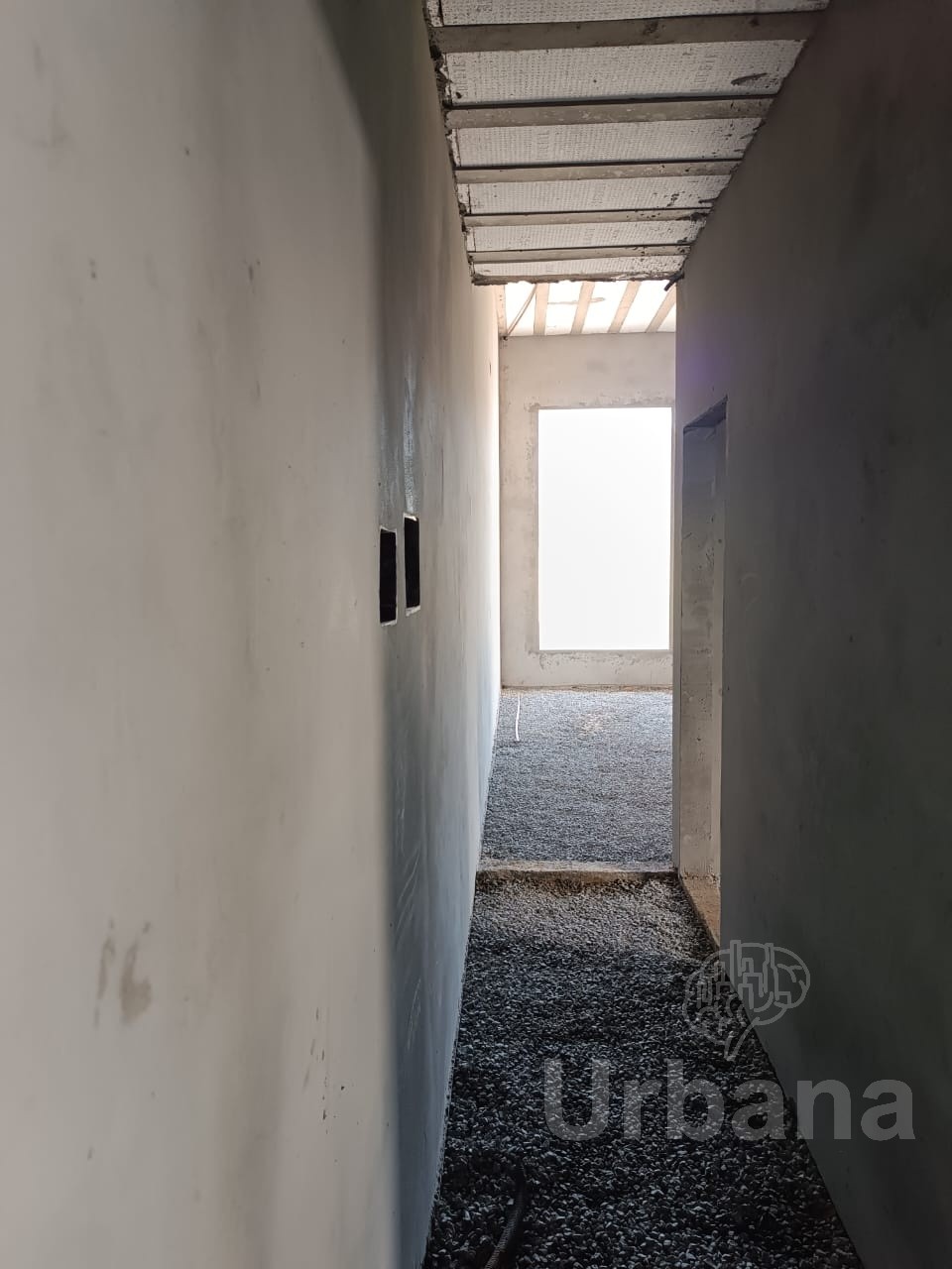 Casa geminada no Centro de Schroeder | Urbana Imóveis