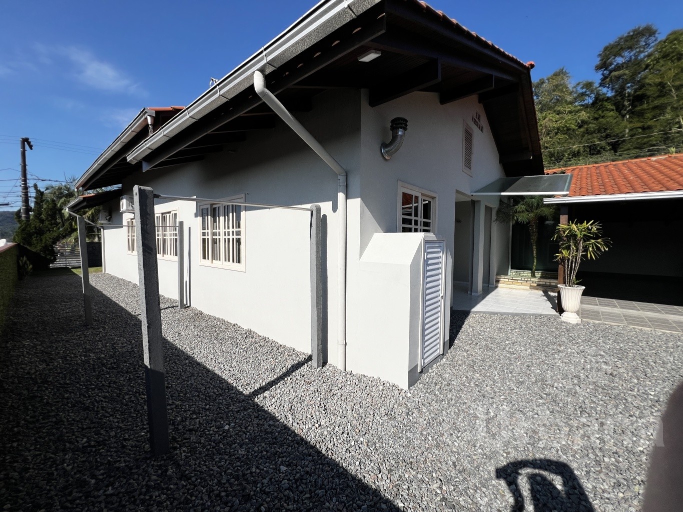 Casa ampla na Barra do Rio Molha | Urbana Imóveis