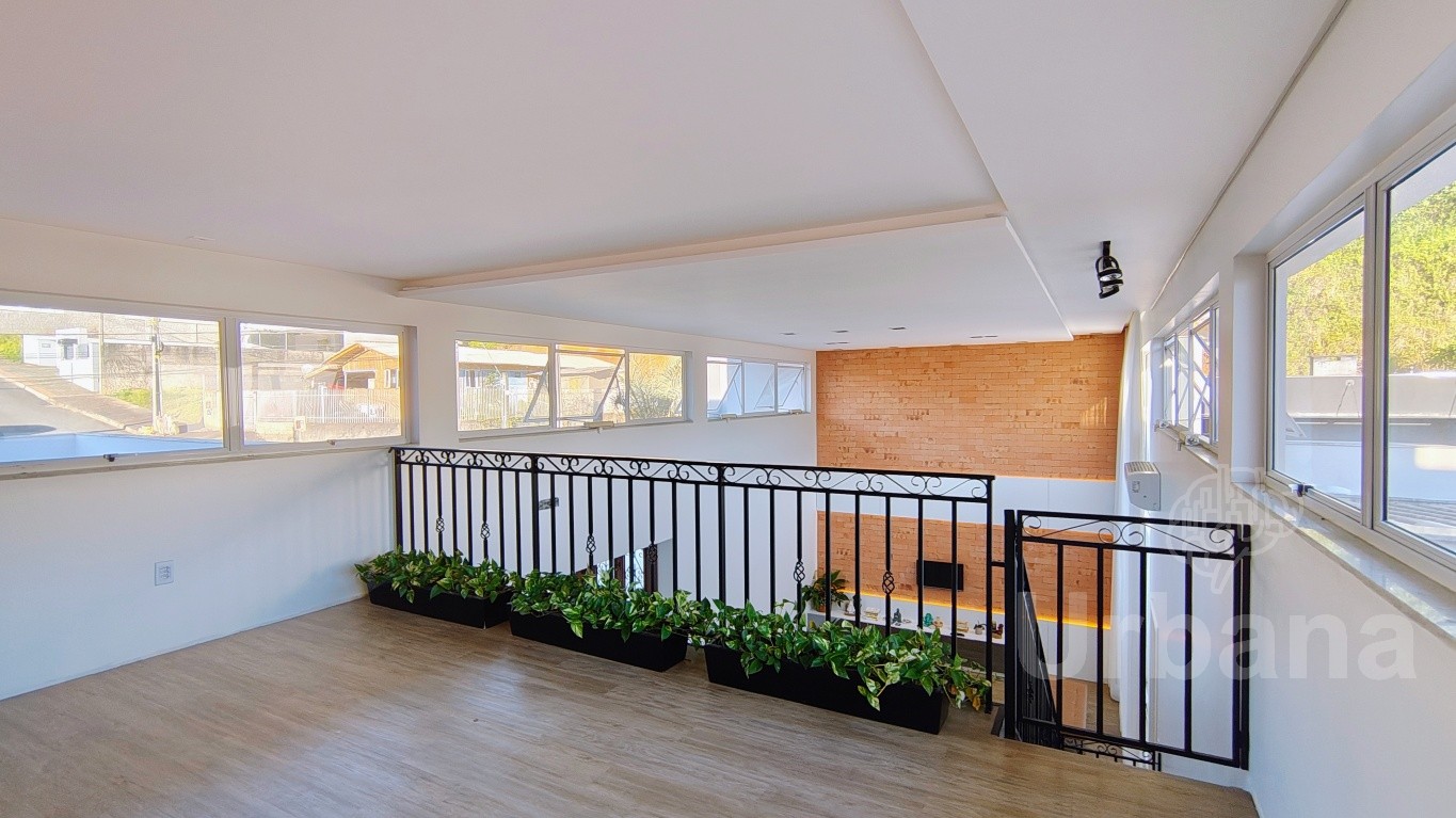 Casa semimobiliada no São Luiz - Jaraguá do Sul | Urbana Imóveis