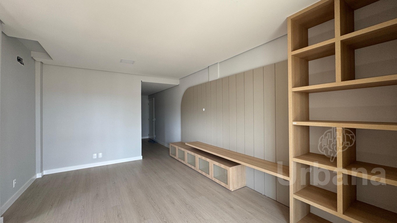 Apartamento semimobiliado no Ilha de Manhattan – Nova Brasília | Imobiliária Urbana