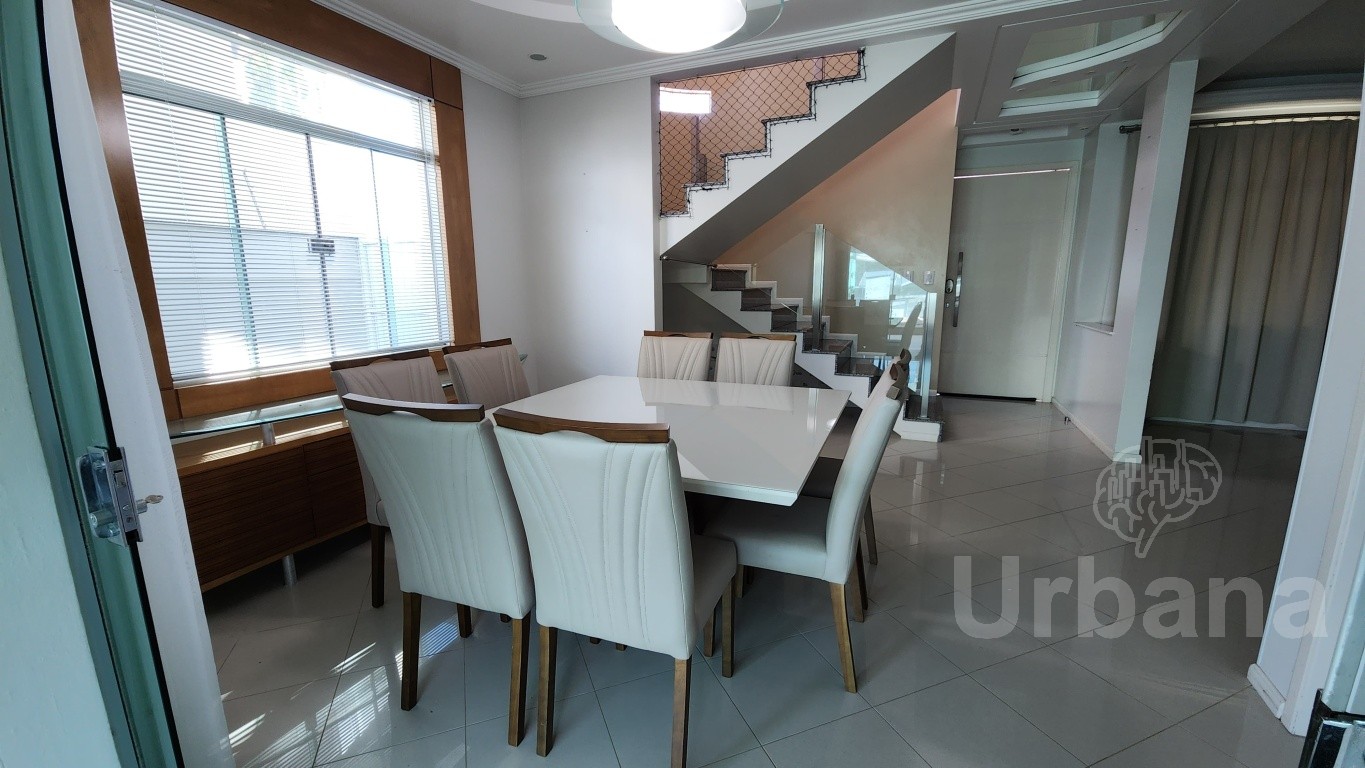 Casa com 3 suítes e jacuzzi no bairro Amizade – Jaraguá do Sul | Imobiliária Urbana