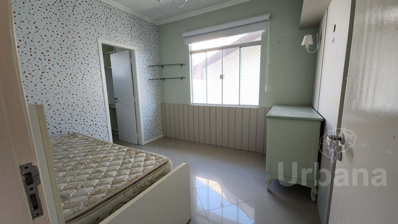 Casa com 3 suítes e jacuzzi no bairro Amizade – Jaraguá do Sul | Imobiliária Urbana