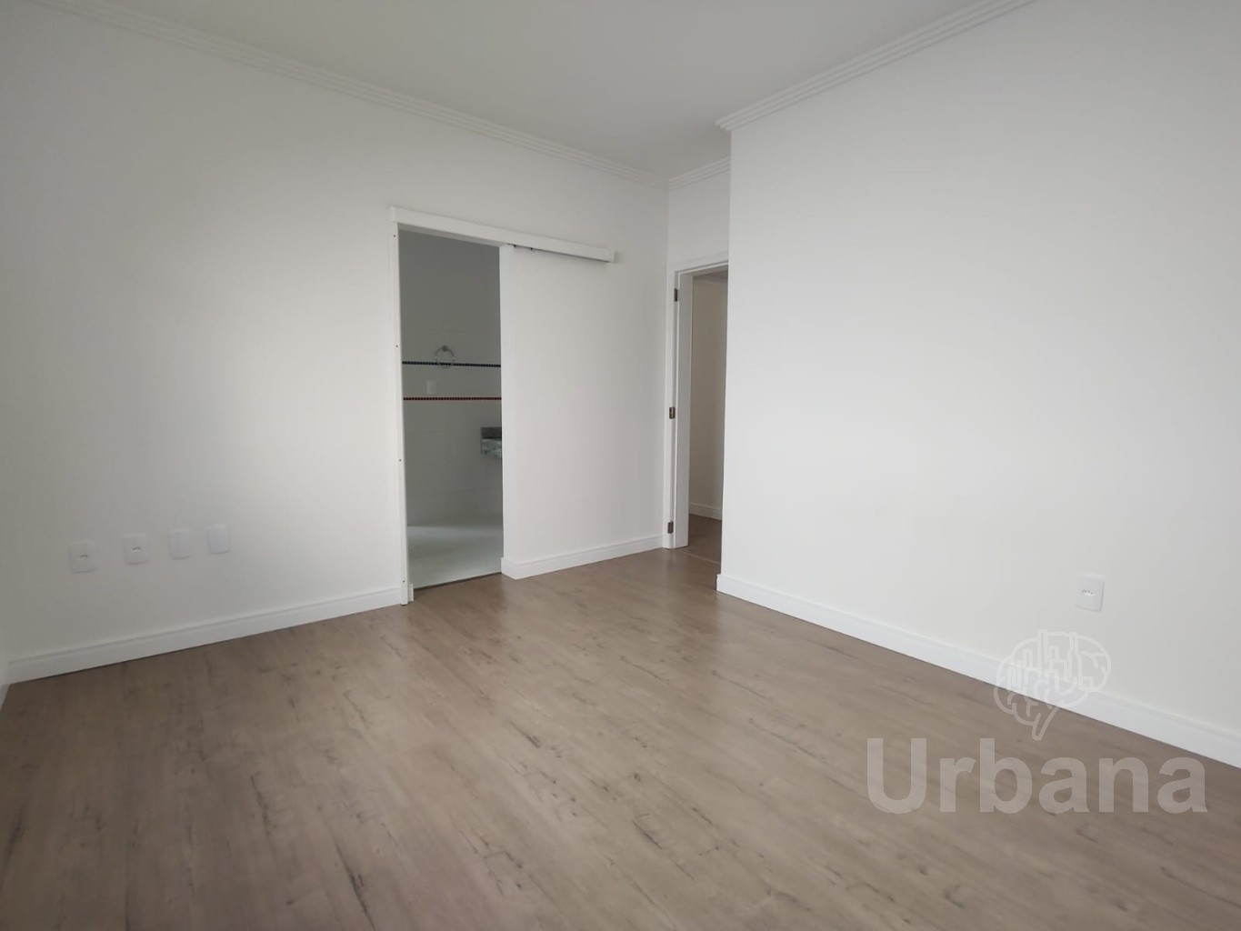 Casa com 3 quartos no bairro Amizade com suíte 
