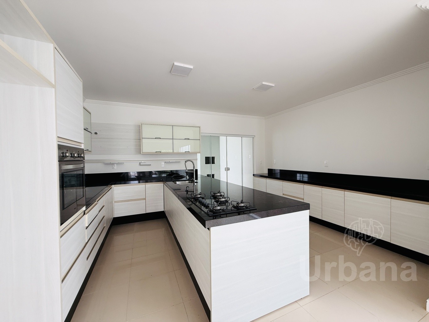 Casa com 3 quartos no bairro Amizade com suíte 