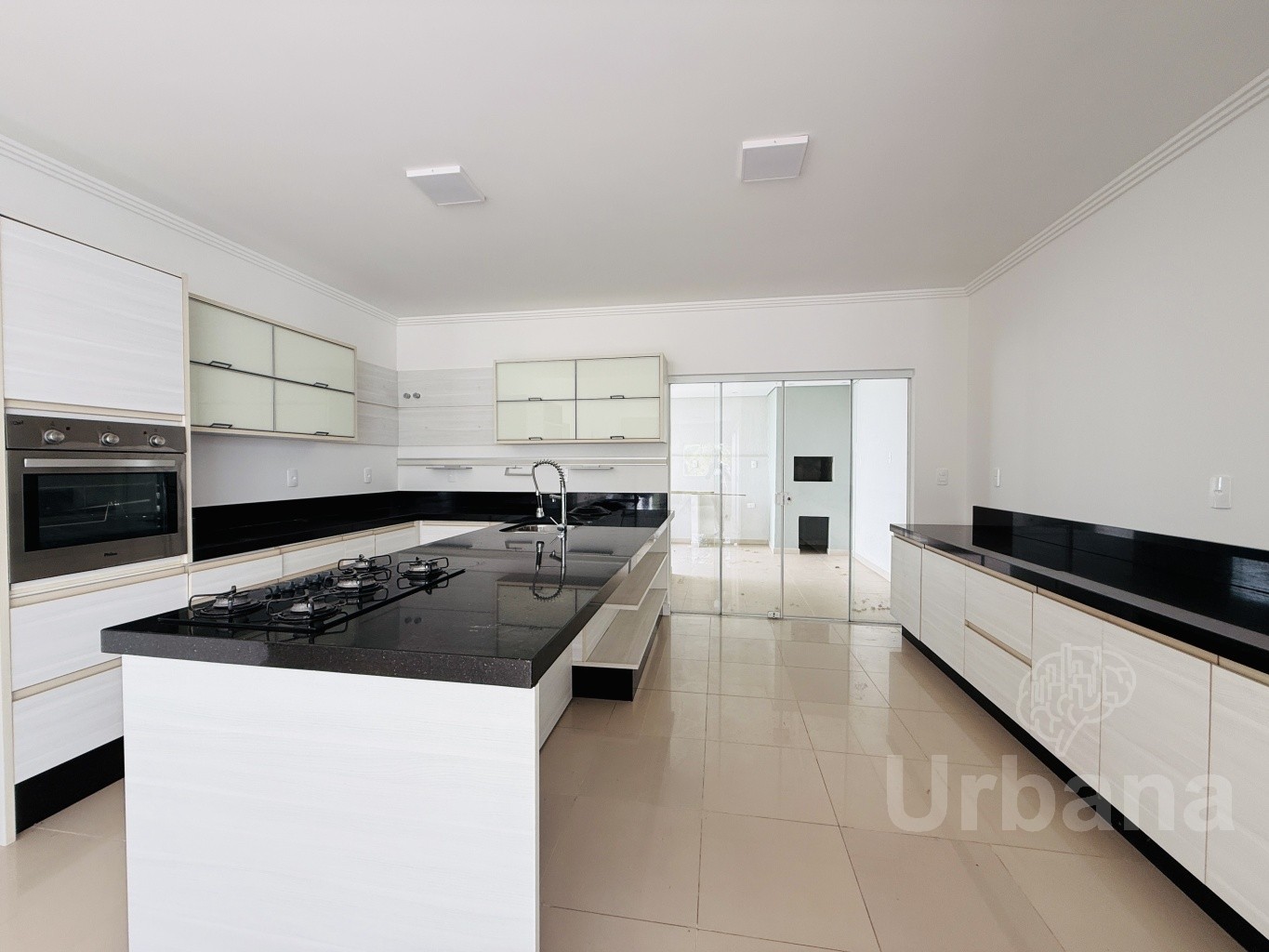 Casa com 3 quartos no bairro Amizade com suíte 