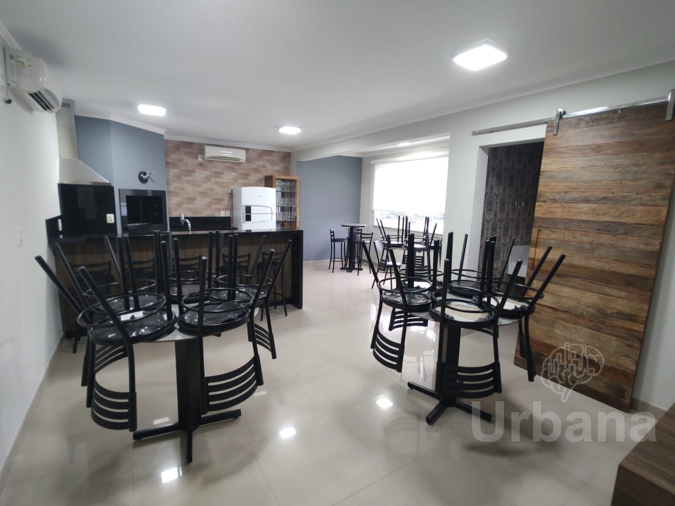Apartamento mobiliado com 3 quartos no bairro Vila Lenzi a venda em Jaraguá do Sul