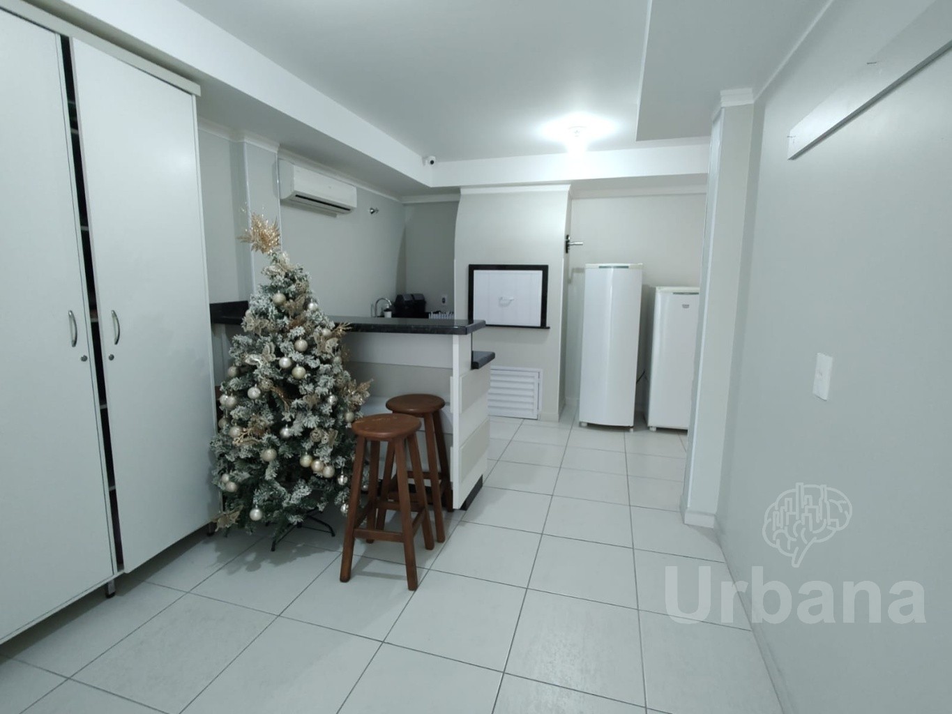 Apartamento com 3 dormitórios à venda Nova Brasília, Jaraguá do Sul semimobiliado