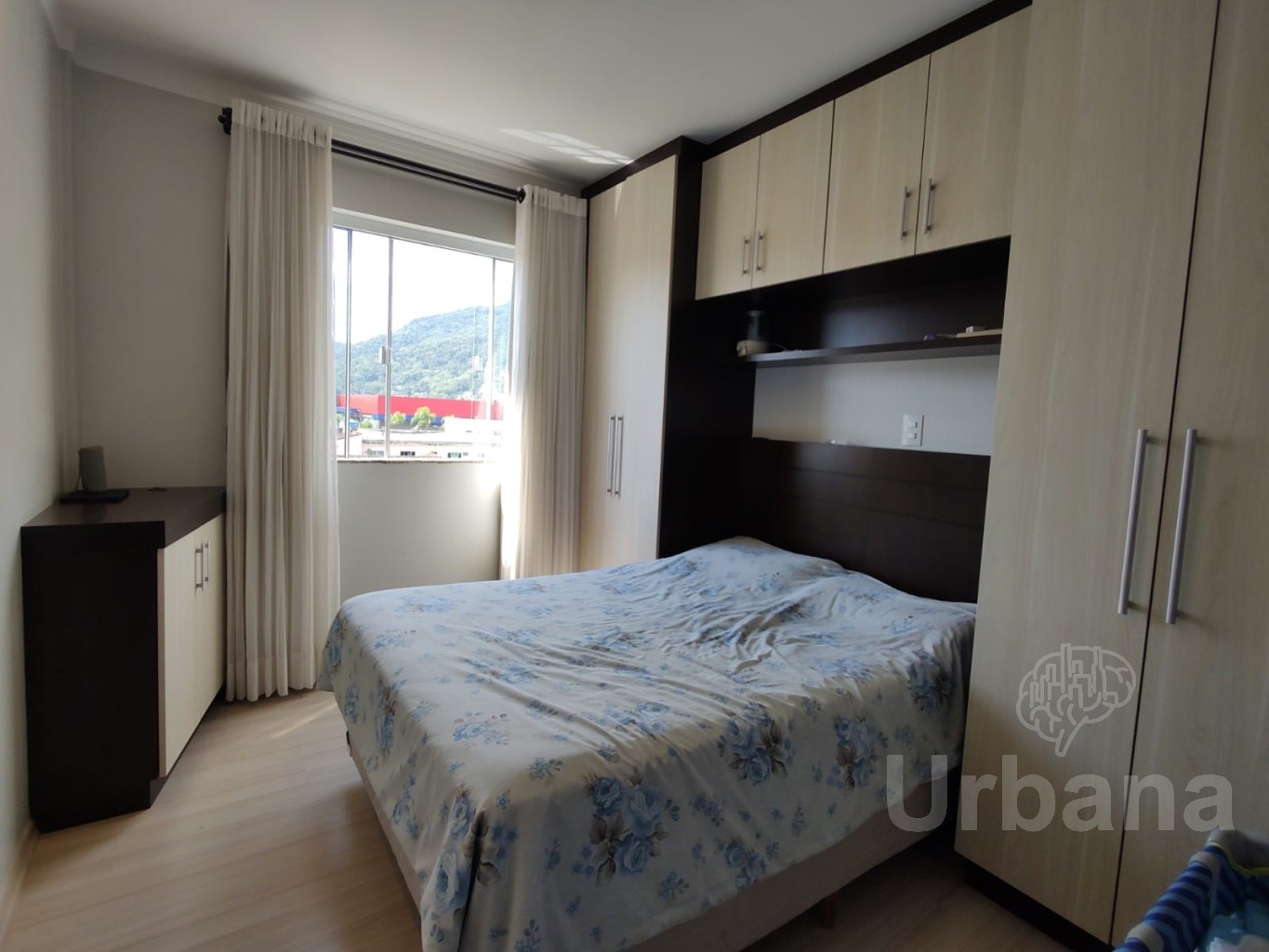 Apartamento com 3 dormitórios à venda Nova Brasília, Jaraguá do Sul semimobiliado