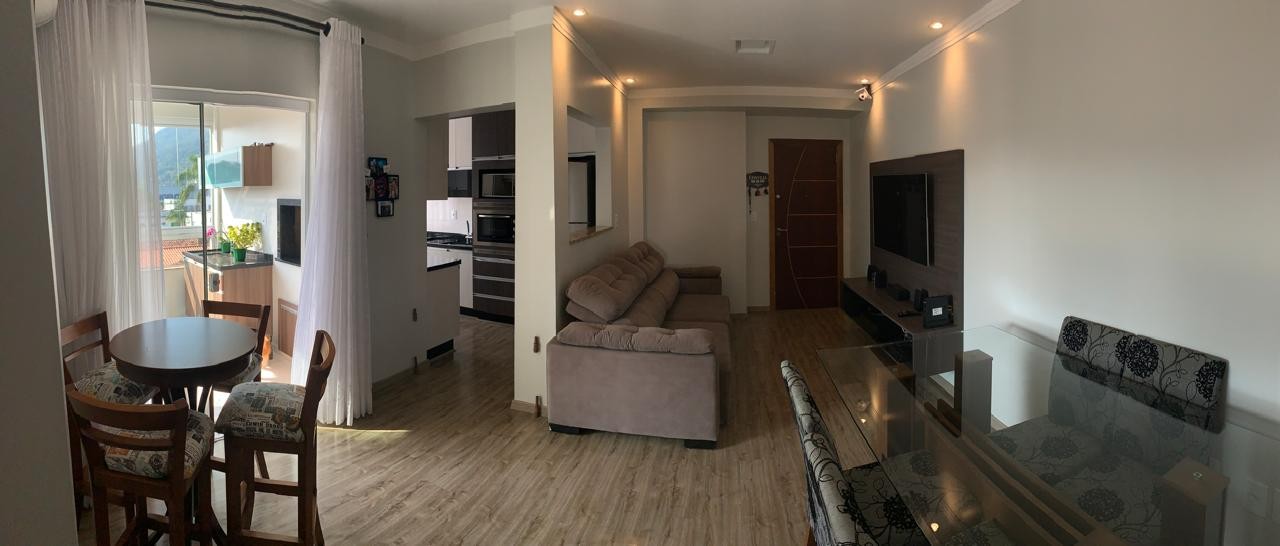 Apartamento com 3 dormitórios à venda Nova Brasília, Jaraguá do Sul semimobiliado